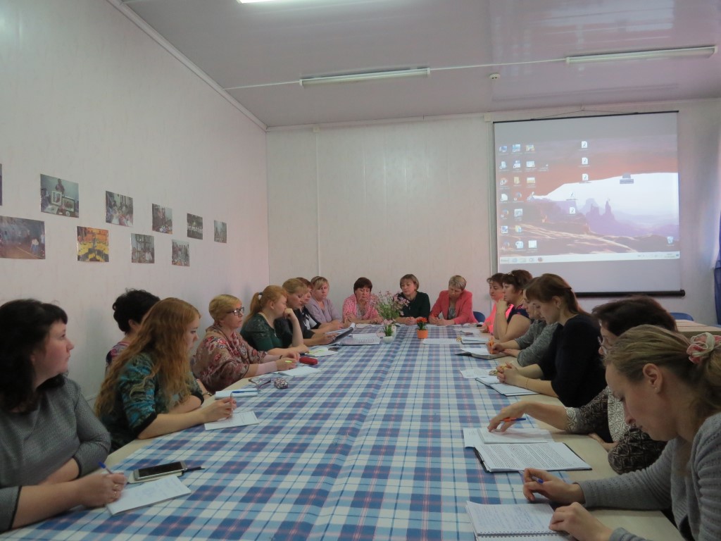 Совместный межведомственный  семинар по внедрению Службы ранней помощи состоялся в зале заседания  Комплексного центра социального обслуживания г. Никольска