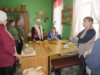 На минувшей неделе ветераны первой смены социально-реабилитационного отделения смогли посетить  МБУК «Центр традиционной народной культуры города Никольска»