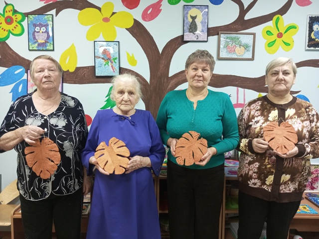 Завершилась очередная смена для граждан пожилого возраста