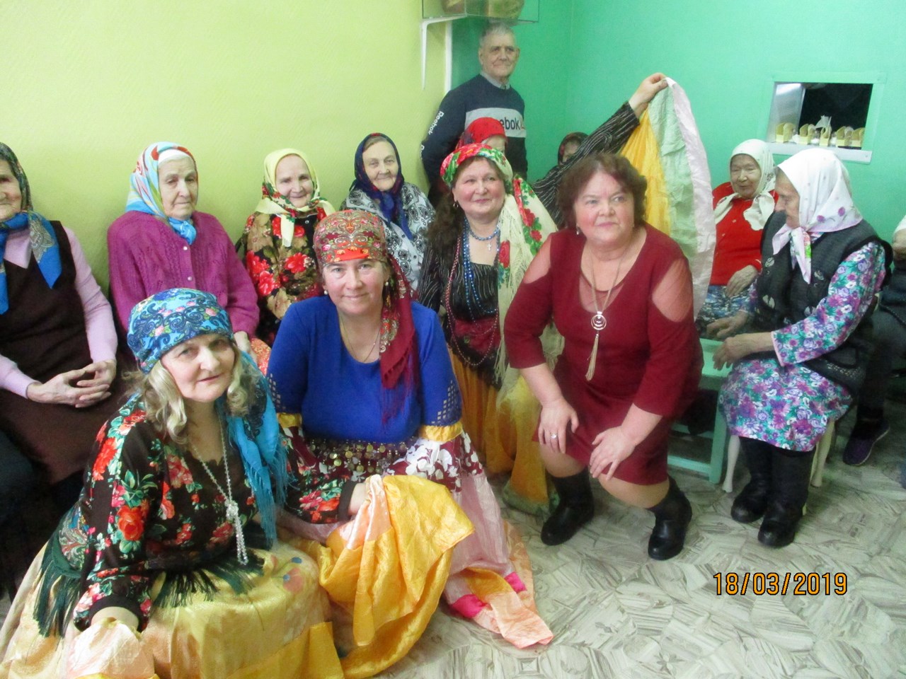 Ансамбль «Кумушки» порадовал ветеранов стационарного отделения Комплексного центра социального обслуживания населения Никольского района